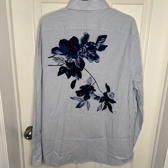NWT Express Men's Blue Pinstripe Shirt with Floral Accent - Picture 7 of 10